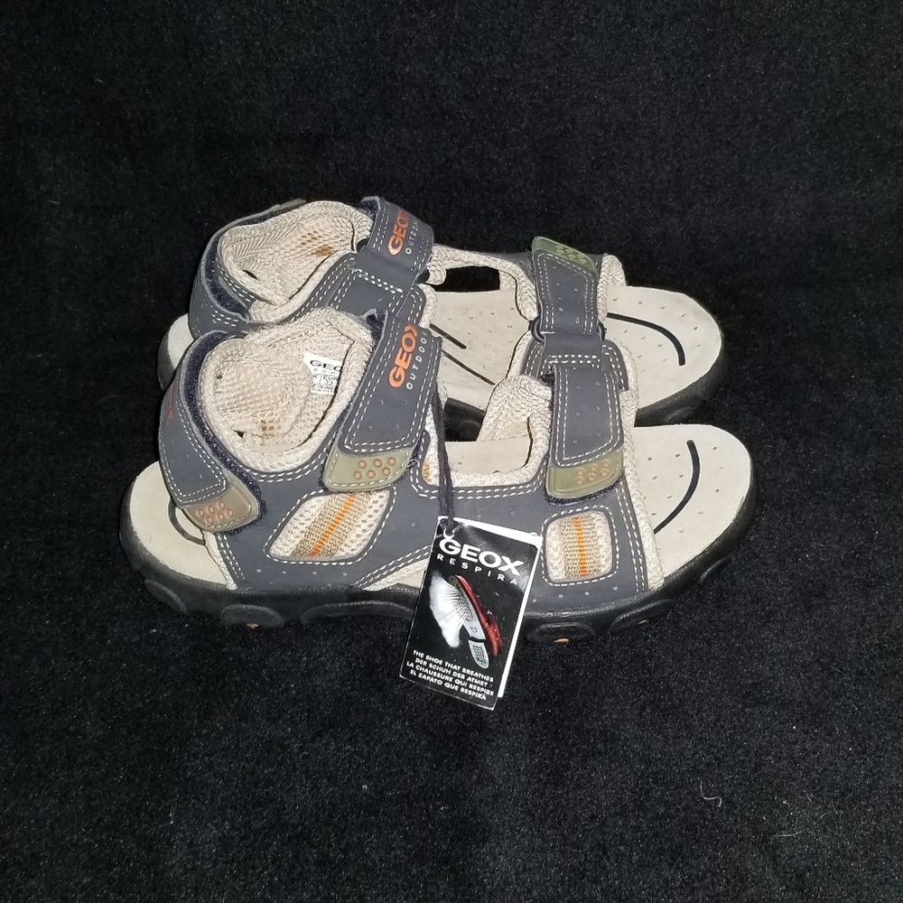 GEOX Respira Childrens Sandals Size 2